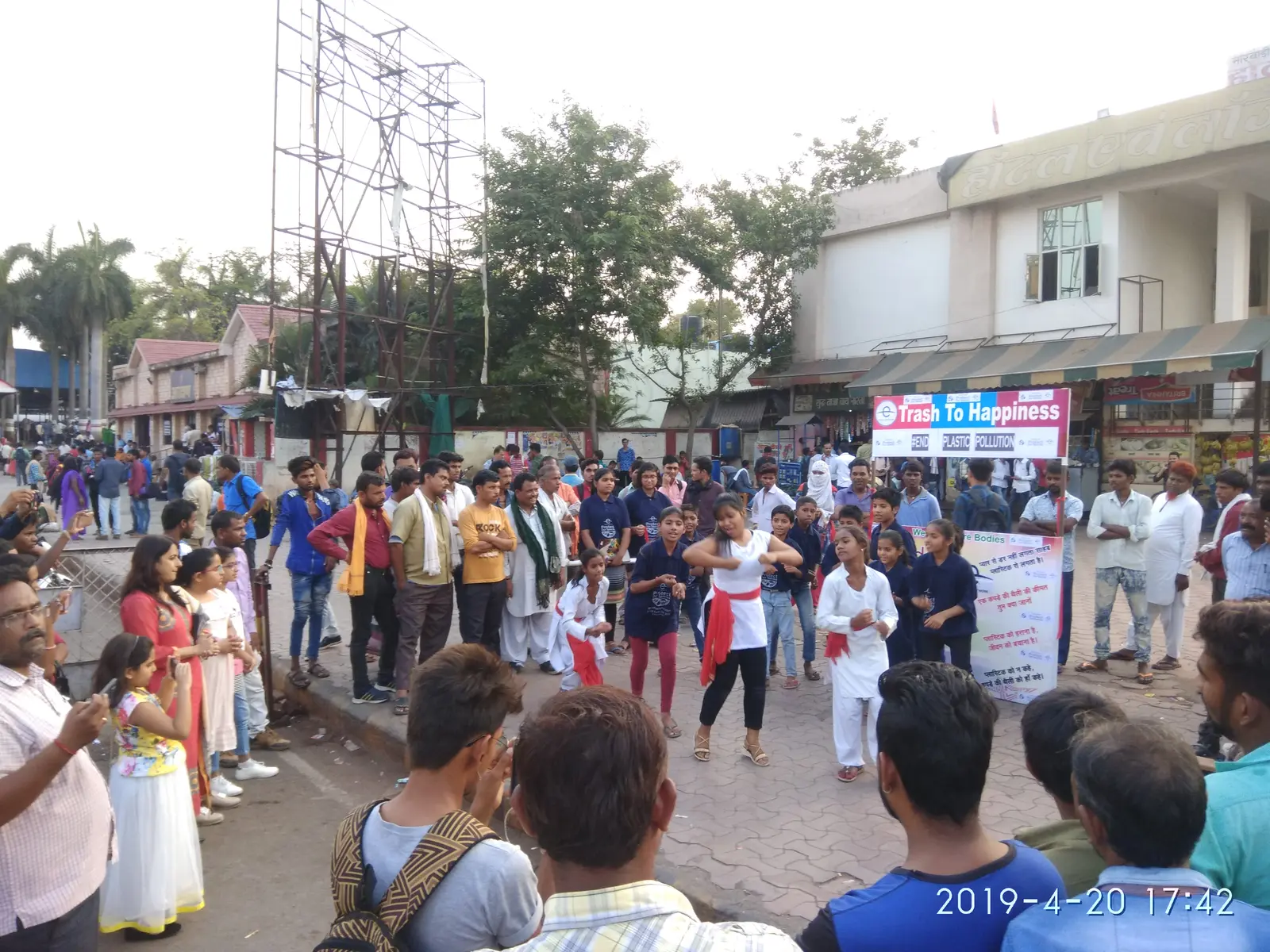World Earth Day Clothbag Initiative - photo 3