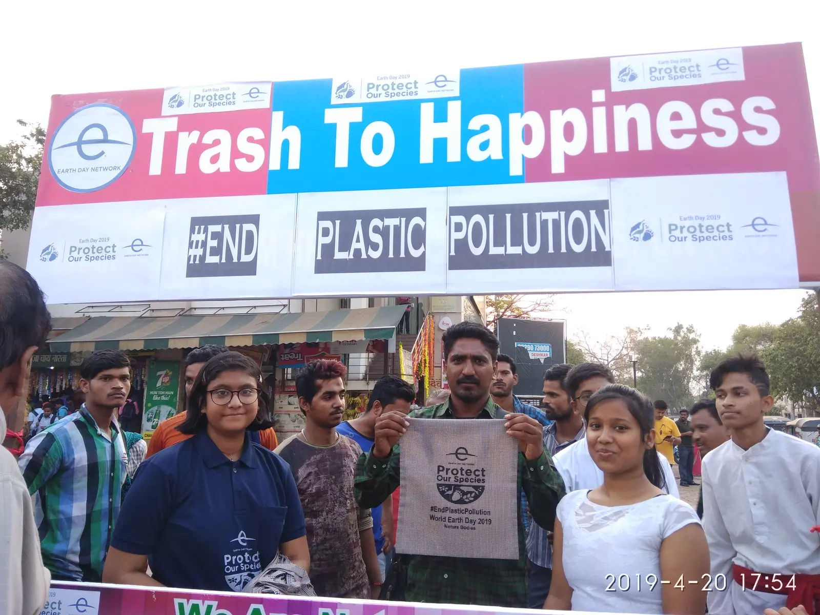 World Earth Day Clothbag Initiative - photo 4