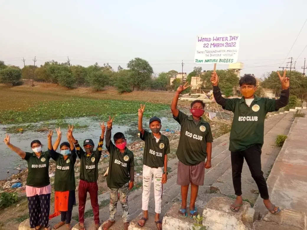 Nature Bodies volunteers at work in the field